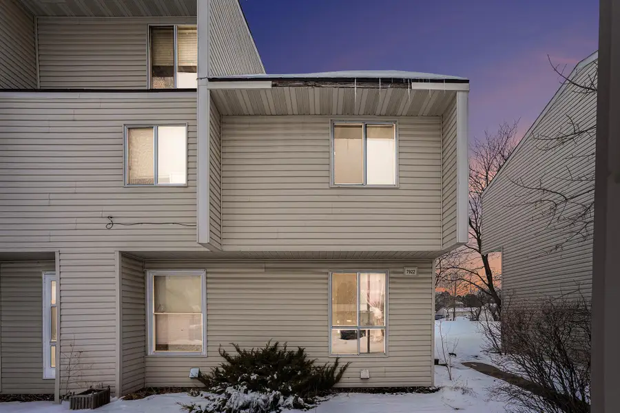 7922 Yates Avenue N, Brooklyn Park, MN 55443 - Image #2