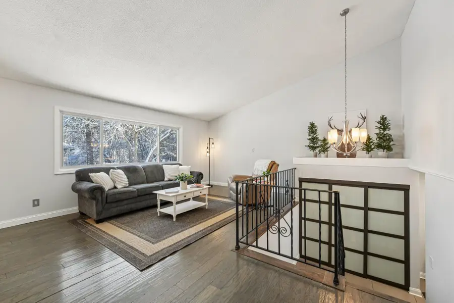 4202 Shirlee Lane N, Shoreview, MN 55126 - Image #3