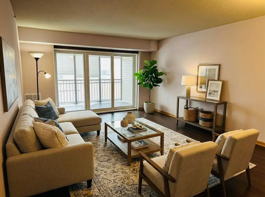 2231 Penn Place #322, North Saint Paul, MN 55109 - Image #2