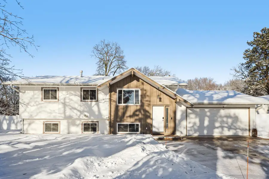 677 Highway 96 W, Shoreview, MN 55126 - Image #3