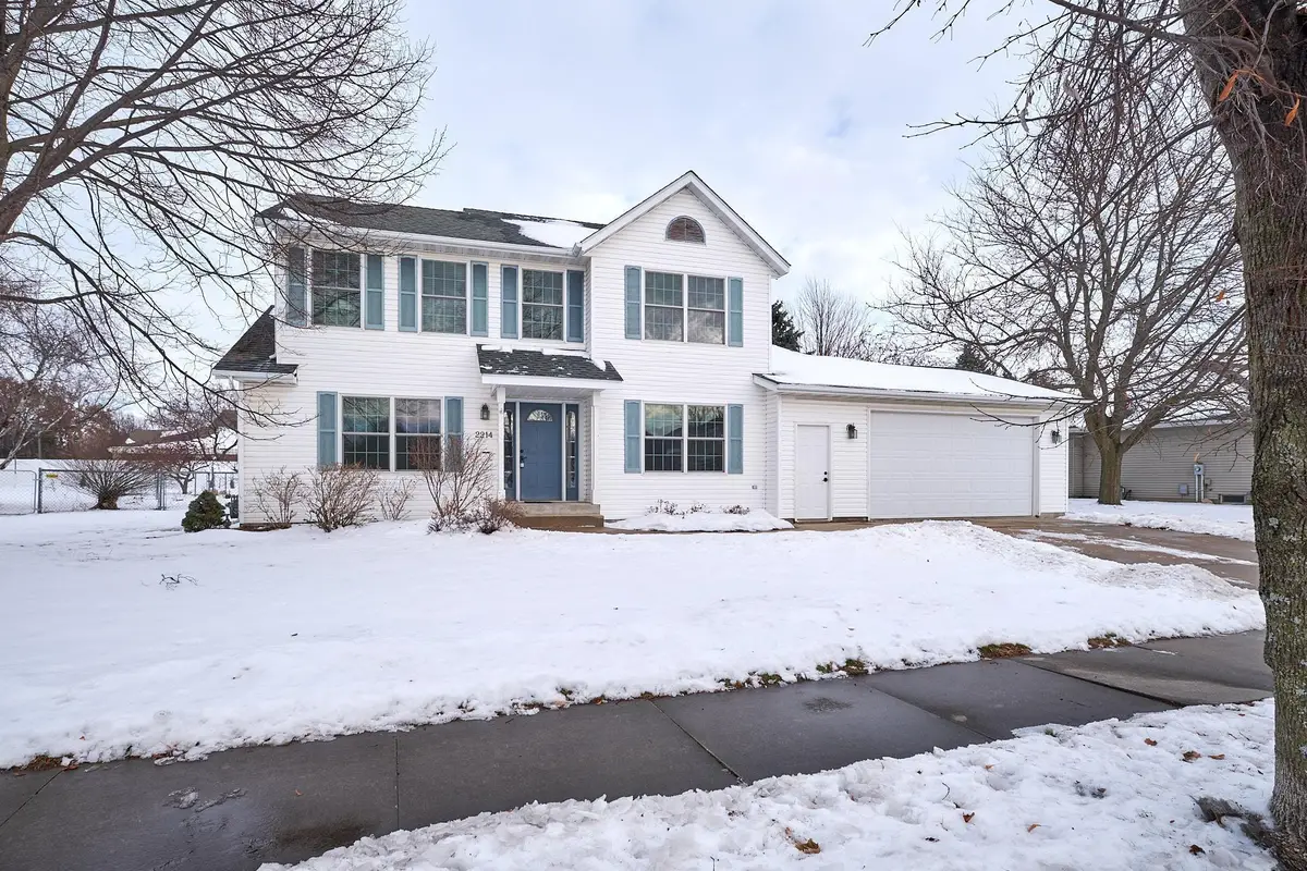 2214 Viola Heights Drive Ne, Rochester, MN 55906 - Image #1
