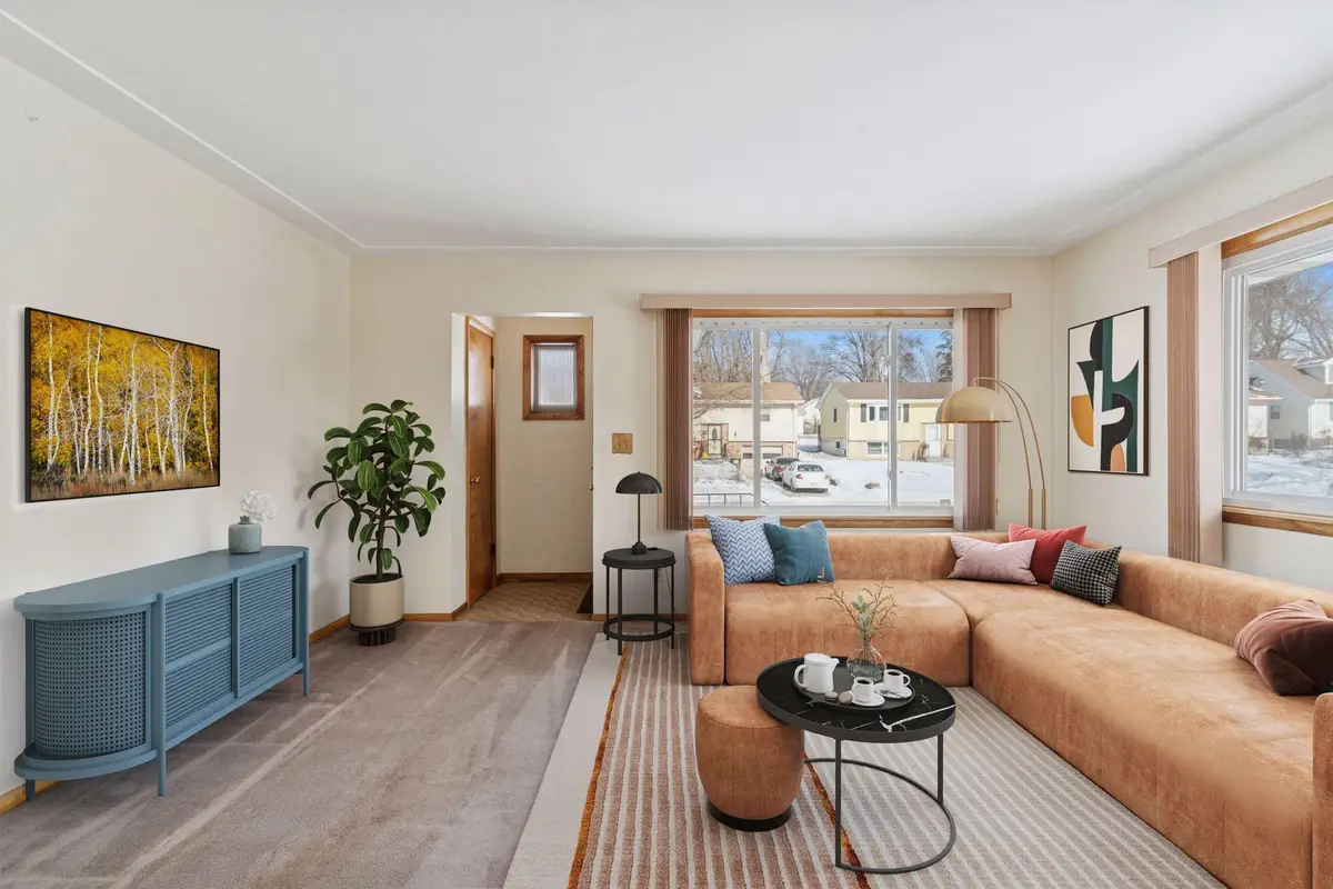 1214 43 1/2 Avenue Ne, Columbia Heights, MN 55421 - #1