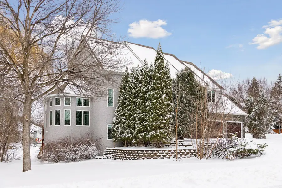 2427 Emerald Trail, Minnetonka, MN 55305 - #2