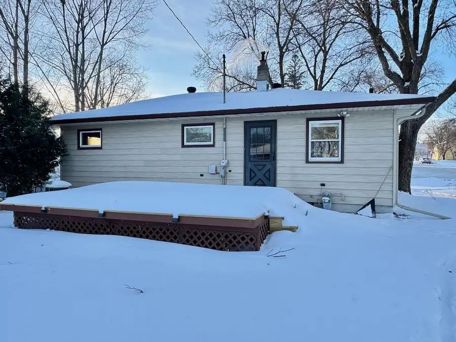 926 N Aurdal Avenue, Fergus Falls, MN 56537 - Image #2