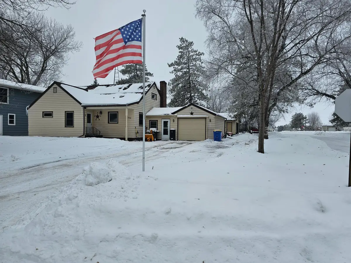 204 S Dayton Avenue, Parkers Prairie, MN 56361 - #1