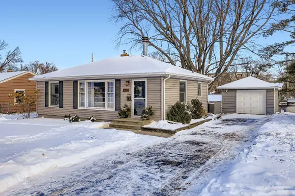 2207 Jersey Avenue S, Saint Louis Park, MN 55426