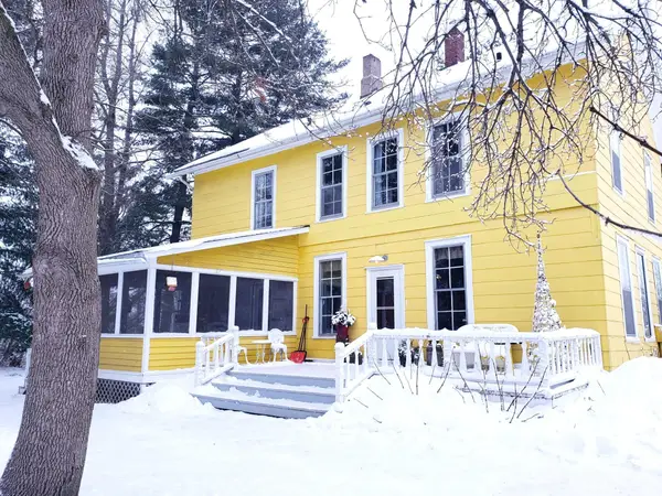 E2044 770th Avenue, Knapp, WI 54749