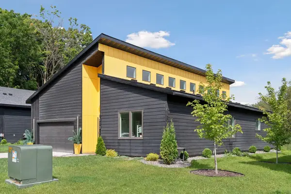 1013 Gardner Street, Wayzata, MN 55391