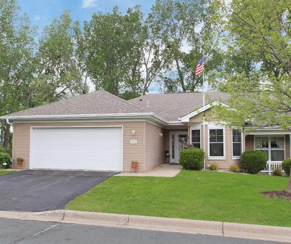 955 Bahls Drive, Hastings, MN 55033