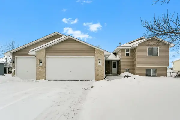 5447 Kalenda Drive Ne, Albertville, MN 55301