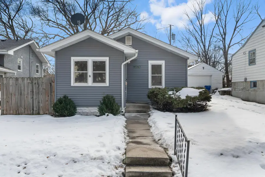 1824 Sims Avenue, Saint Paul, MN 55119 - #2