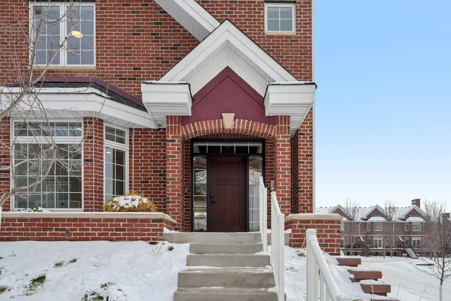 10814 Falling Water Lane #D, Woodbury, MN 55129 - Image #2