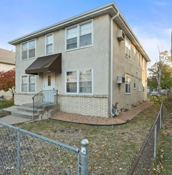 3221 Grand Avenue S, Minneapolis, MN 55408