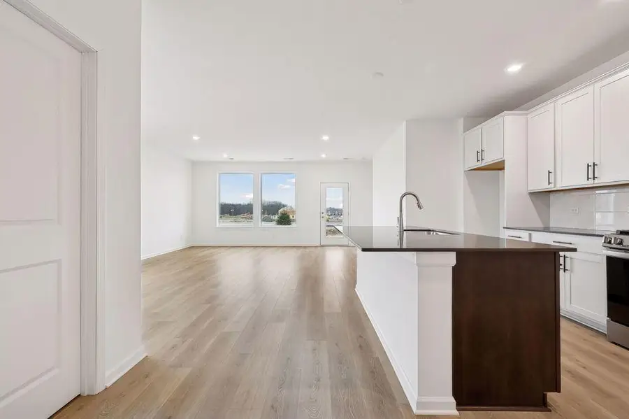 10580 Harbor Lane N, Maple Grove, MN 55369 - Image #2