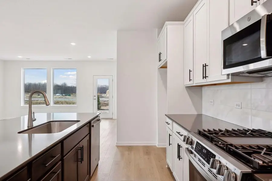 10580 Harbor Lane N, Maple Grove, MN 55369 - Image #3