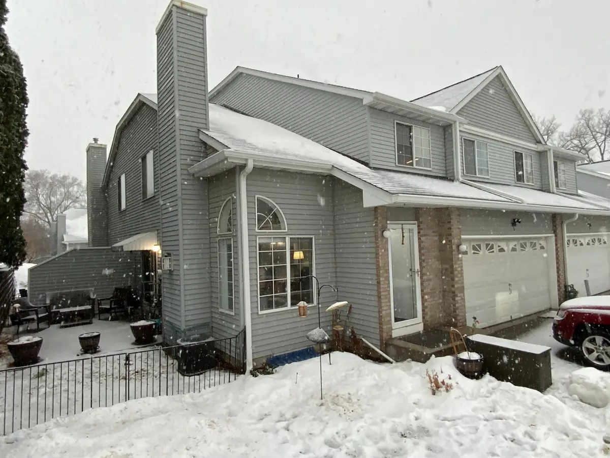 3808 Foss Road #1, Saint Anthony, MN 55421 - Image #1