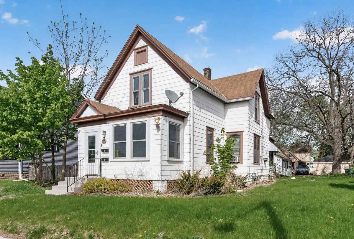 4126 Dupont Avenue N, Minneapolis, MN 55412 - #1