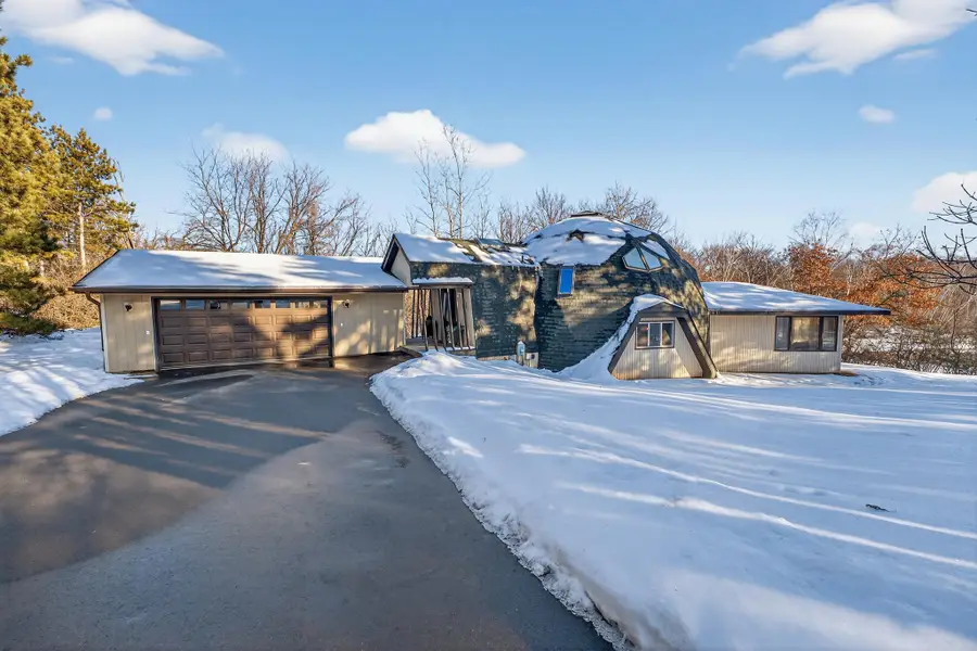 38501 Woodduck Lane, North Branch, MN 55056 - Image #2