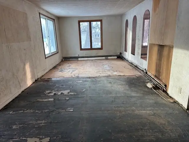 306 Maple Street, Lyle, MN 55953 - Image #3