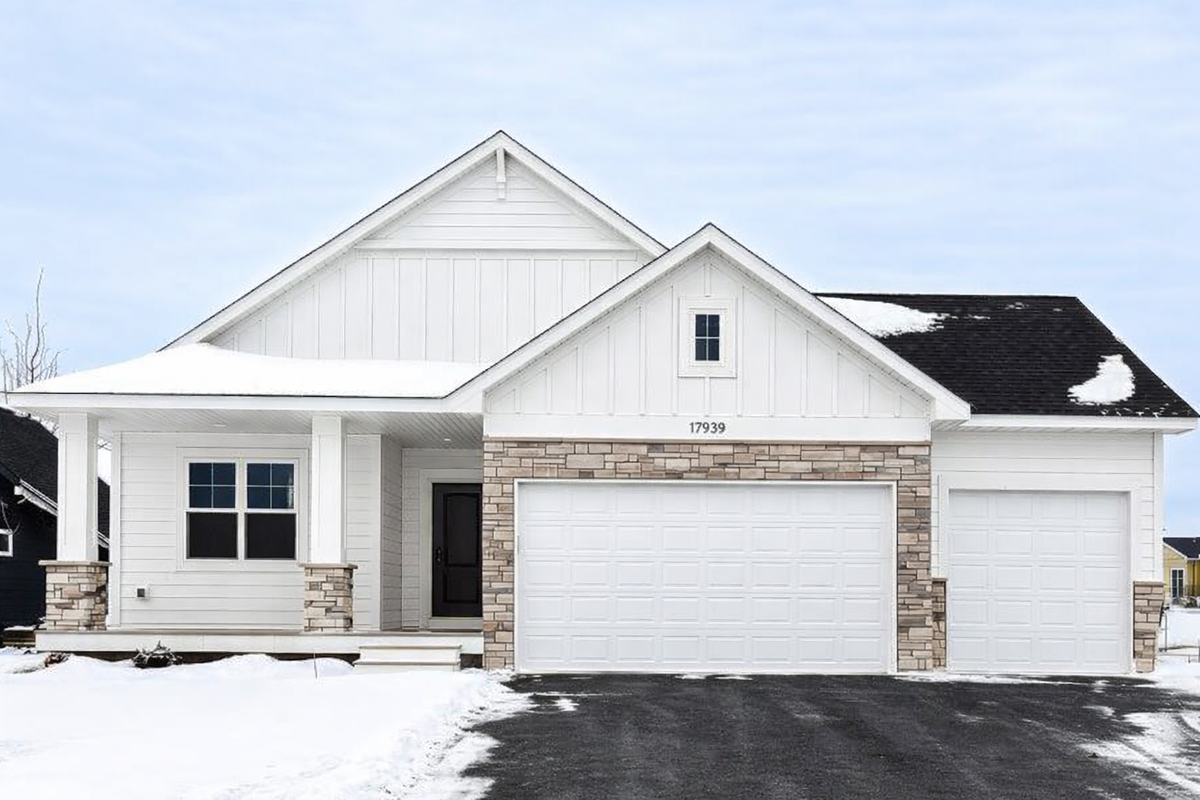 17939 Grantham Lane, Lakeville, MN 55044 - Image #1
