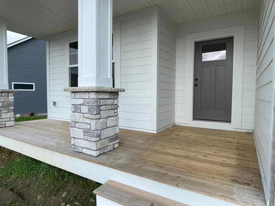 17939 Grantham Lane, Lakeville, MN 55044 - Image #3