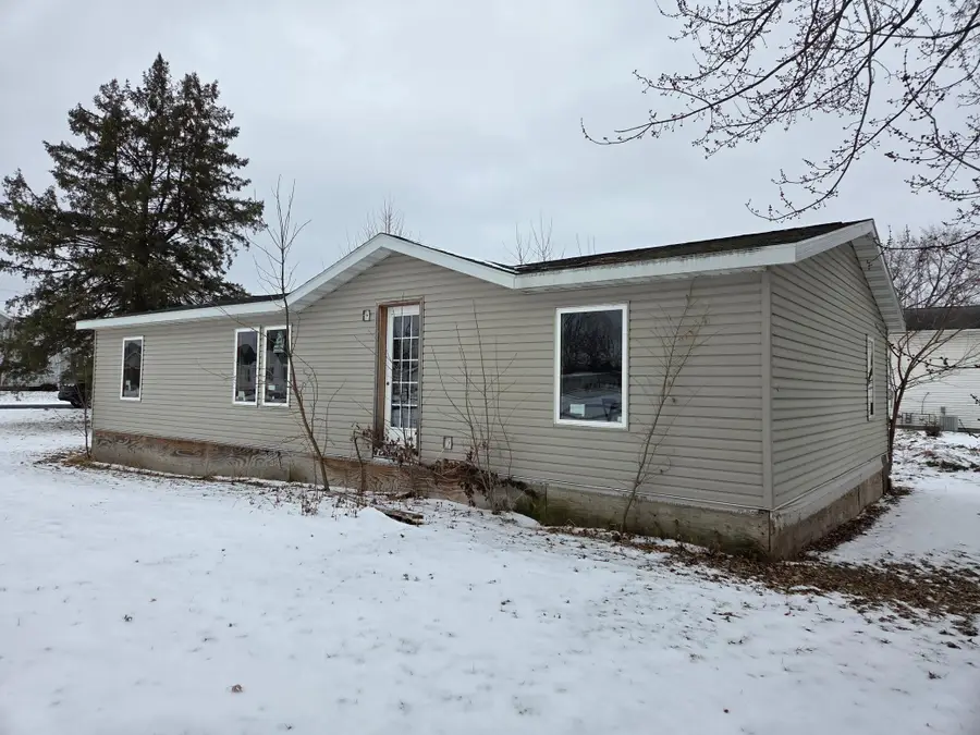 30374 S Whitmore Street, Rushford, MN 55971 - Image #2