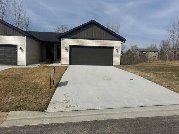 2049 20th Street E, Zumbrota, MN 55992