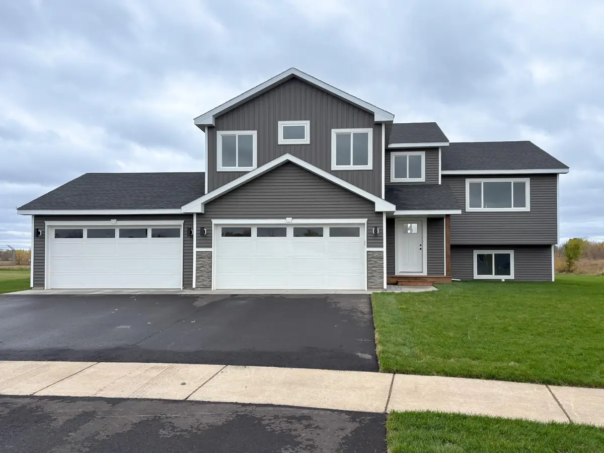 8733 90th Avenue, Milaca, MN 56353 - Image #1