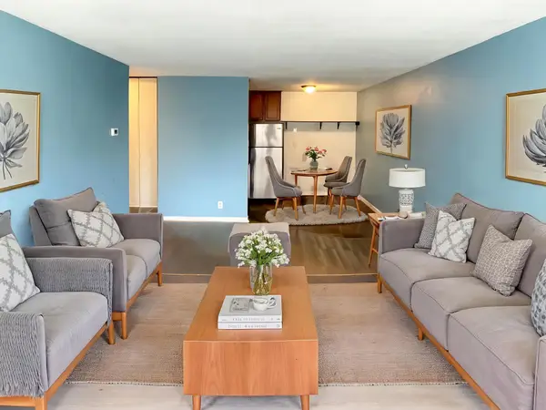 1800 Lasalle Avenue #104, Minneapolis, MN 55403