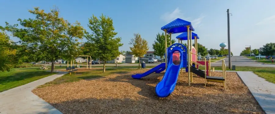 509 22 1/2 Street Nw, Stewartville, MN 55976 - #3