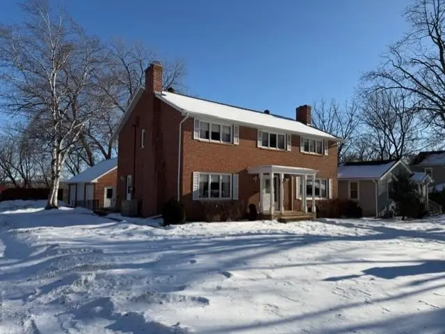 528 Lexington Parkway S, Saint Paul, MN 55116 - Image #2