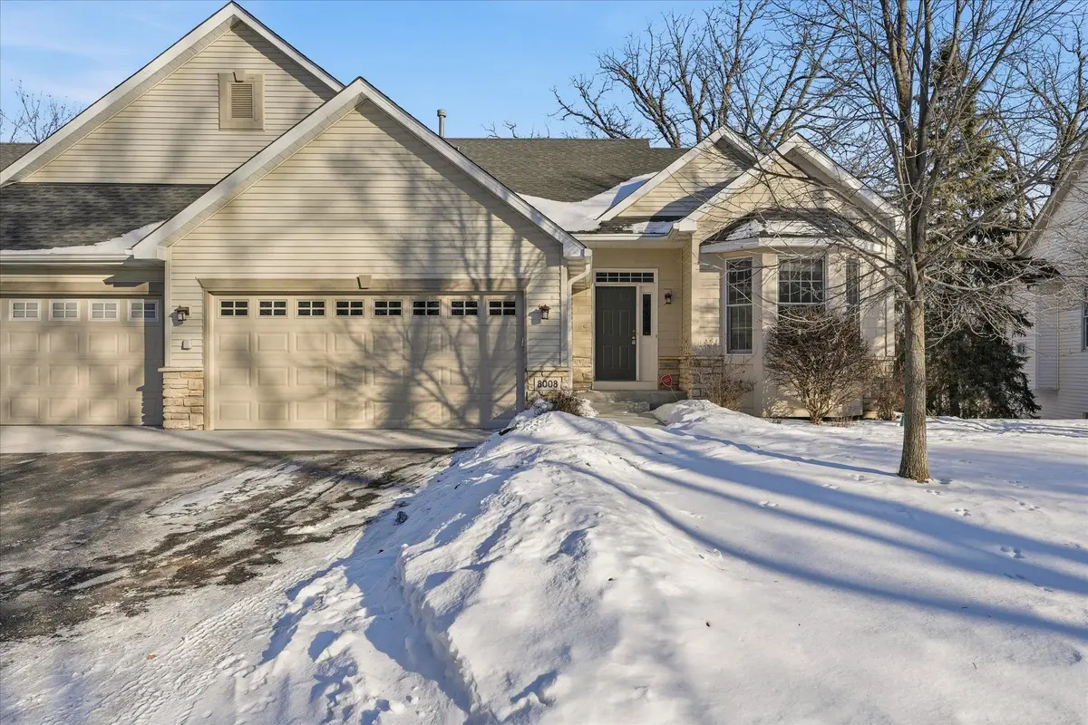 8008 Dunkirk Lane N, Maple Grove, MN 55311 - Image #1
