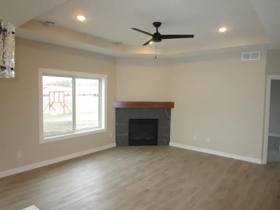 803 3rd Avenue Nw, Pine Island, MN 55963 - #3