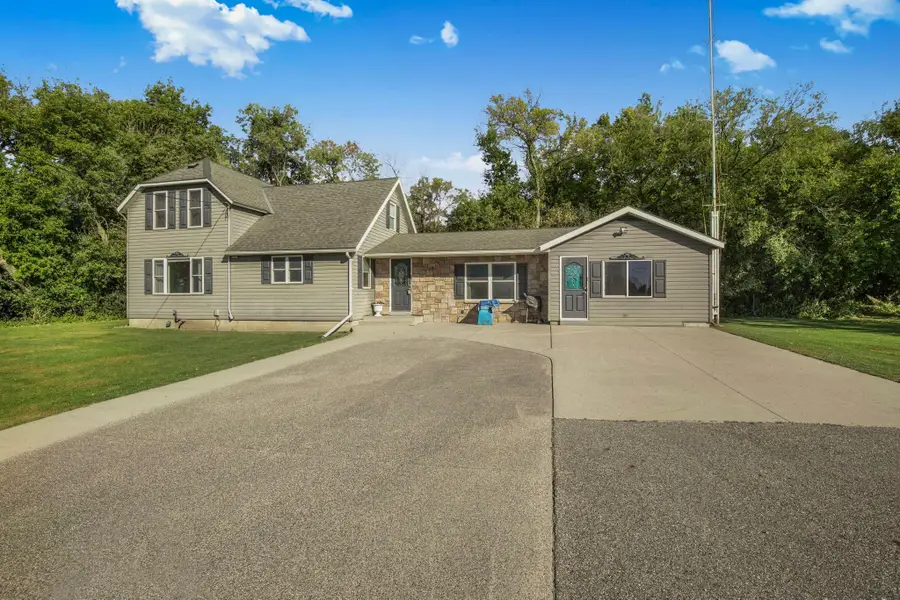 1910 30th Street Sw, Willmar, MN 56201 - #3