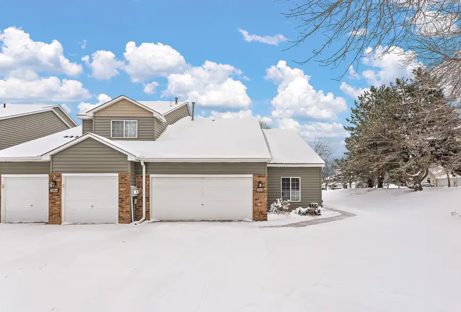 2516 Lockwood Drive #50, Mendota Heights, MN 55120 - Image #2