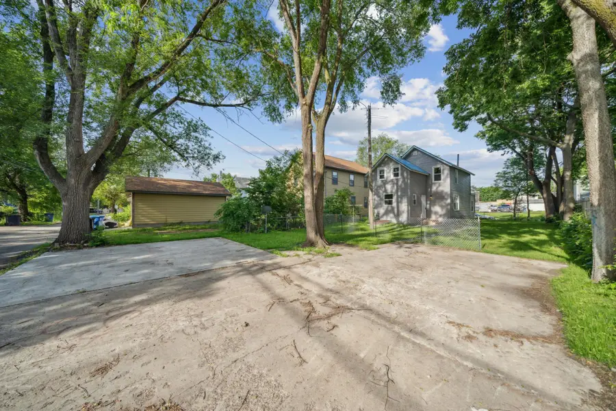 2433 16th Avenue S, Minneapolis, MN 55404 - Image #2