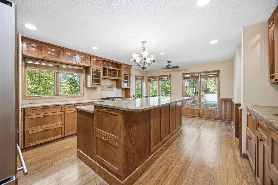 8031 Tierneys Woods Curve, Bloomington, MN 55438 - #3