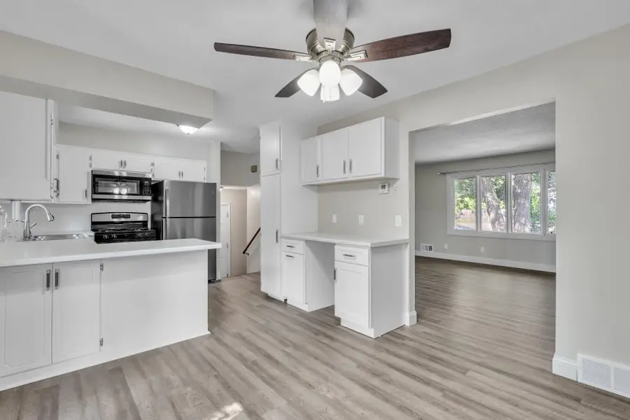 5827 Winnetka Avenue N, New Hope, MN 55428 - Image #2