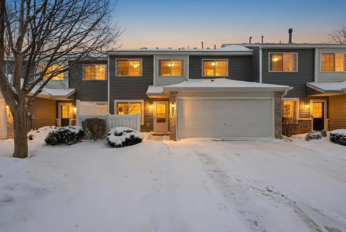 2037 Gresham Avenue N, Oakdale, MN 55128 - Image #1