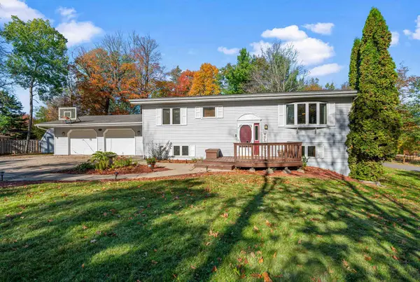 2707 Old Golf Course Road, Grand Rapids, MN 55744