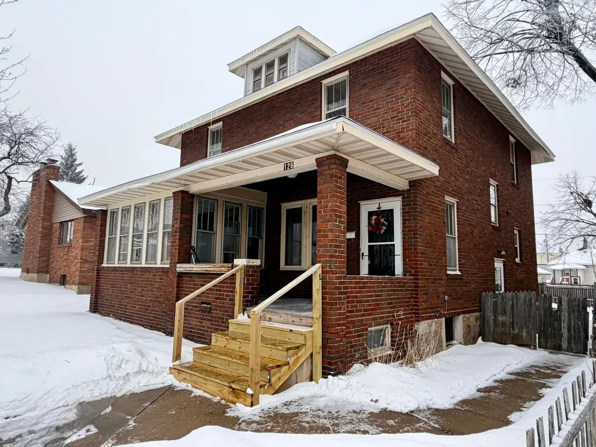 126 2nd Street Sw, Chisholm, MN 55719 - #1