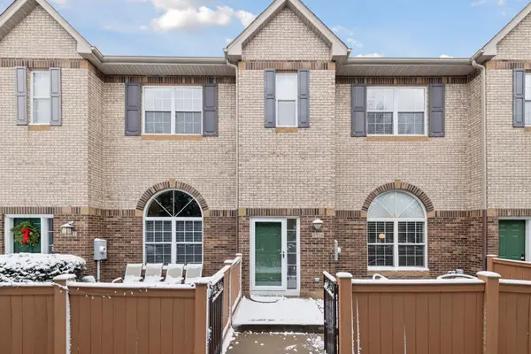 6514 Regency Lane, Eden Prairie, MN 55344