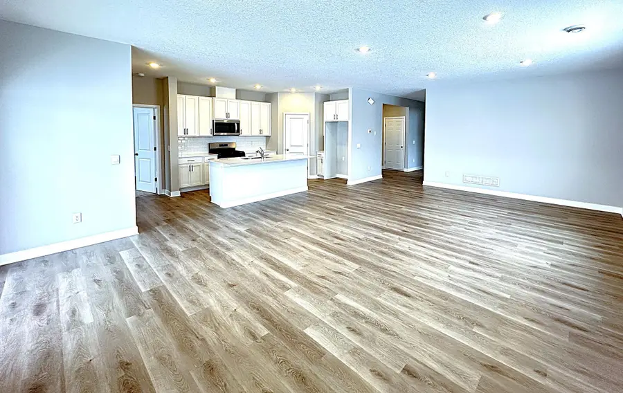 7096 Mackenzie Court Ne, Otsego, MN 55330 - #3