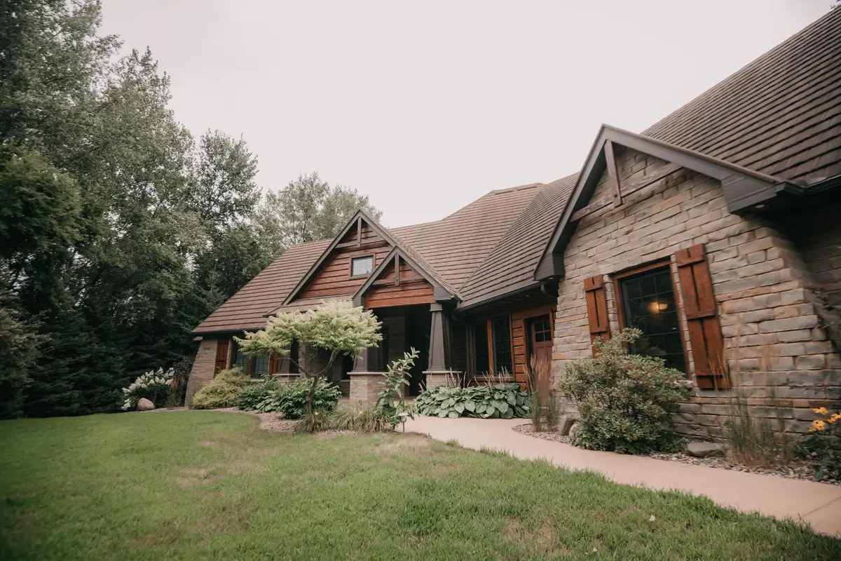 650 33rd Street Nw, Austin, MN 55912 - #1