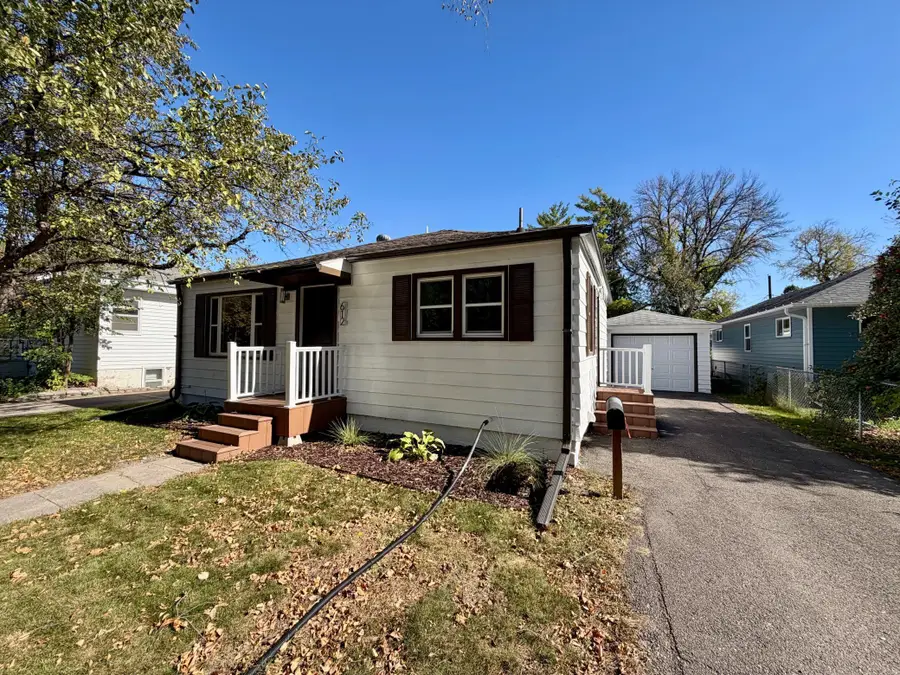 612 16th Street N, Moorhead, MN 56560 - #2