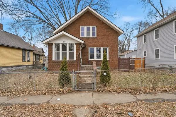 107 Winnipeg Avenue, Saint Paul, MN 55117