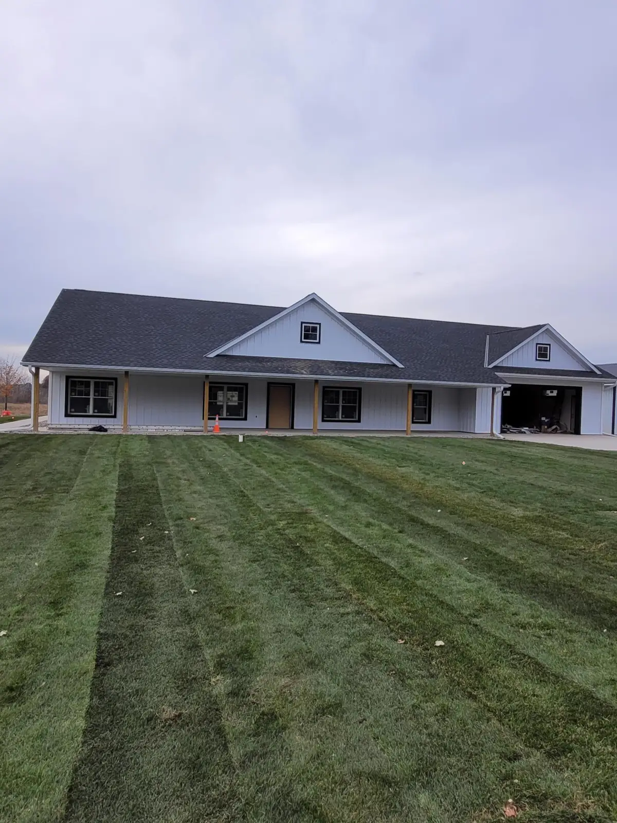 19590 University Avenue Nw, Oak Grove, MN 55011 - Image #1