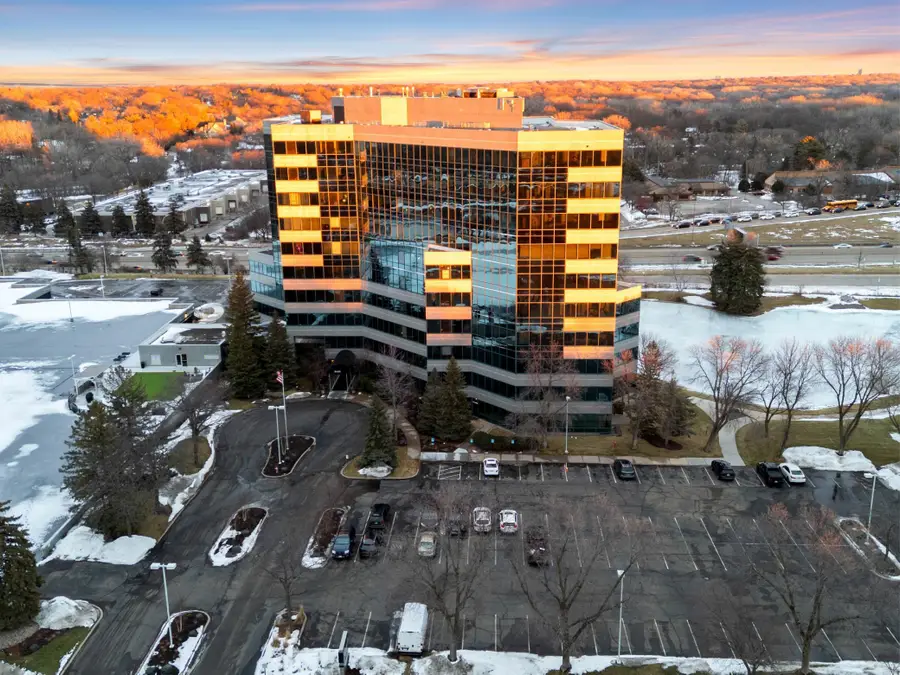 5601 Smetana Drive #808, Hopkins, MN 55343 - Image #3