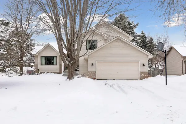 9392 Cortland Road, Woodbury, MN 55125