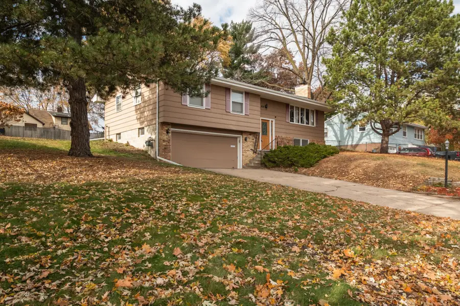 4141 Colorado Avenue N, Crystal, MN 55422 - #2